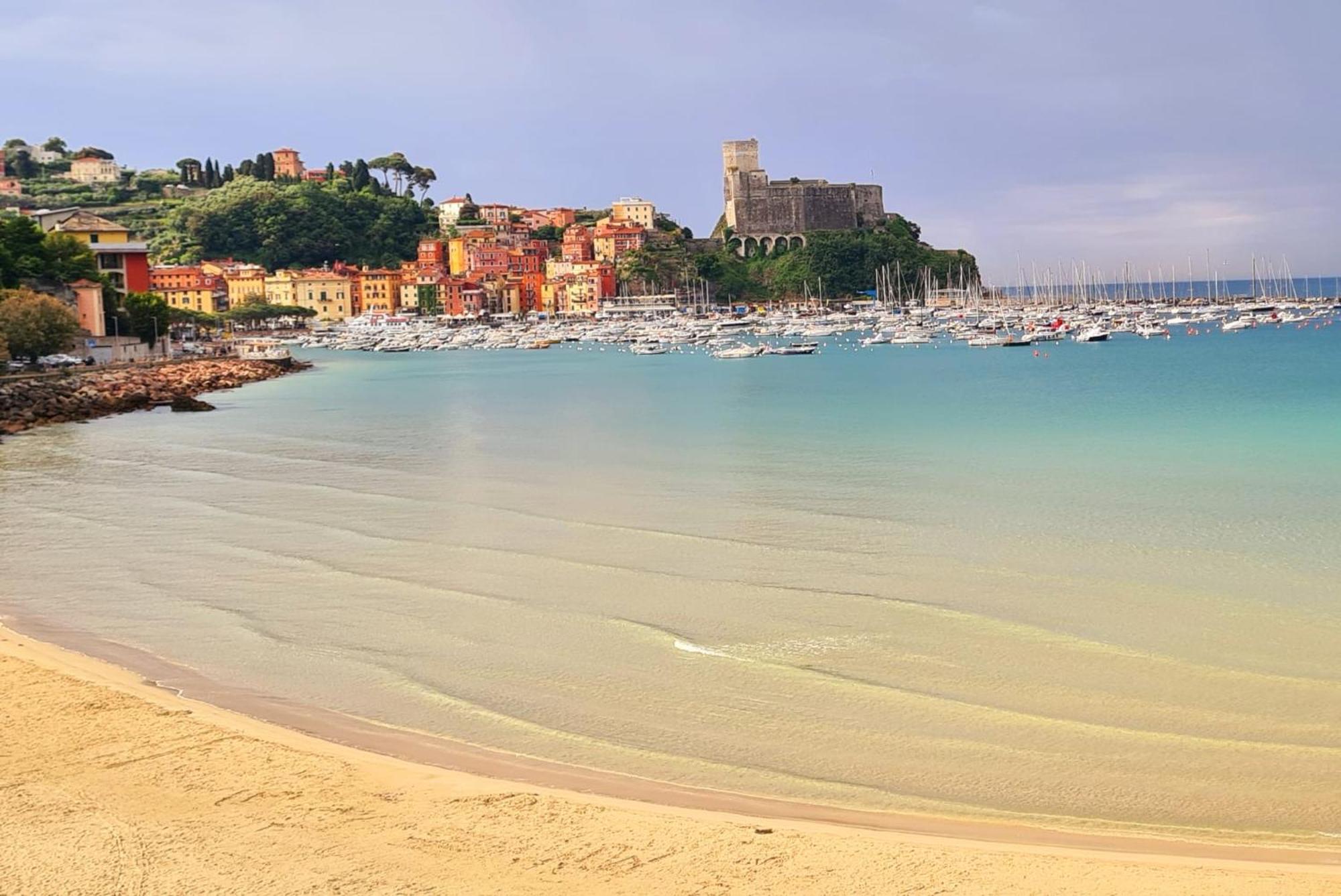 La Casa Del Pittore Anna House Lerici Phòng bức ảnh